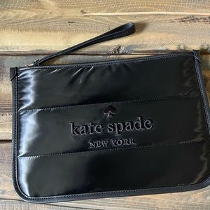 KATE SPADE ELLA PUFFER BLACK WRISTLET NEW NEVER USED